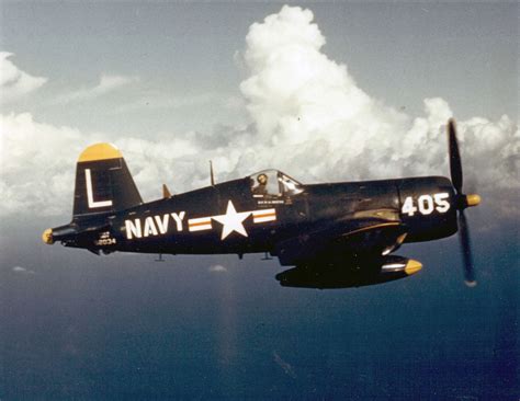 Asisbiz Vought F4u 4 Corsairs Va 74 White L405 Buno 82034 Cvg 7 Cva 20