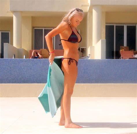 Katie Mcglynn Shows Off Her Sexy Beach Body Physique In Mexico 8