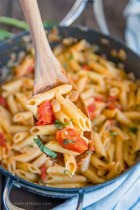 Tomato Basil Pasta Easy Penne Pasta Recipe For Lunch Or Dinner
