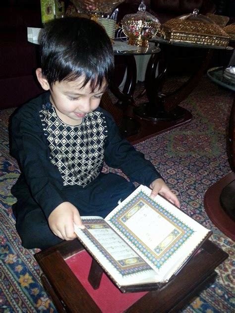 Cute Islamic Baby Reading Holy Quran Picture Free Islamic Wallpapers