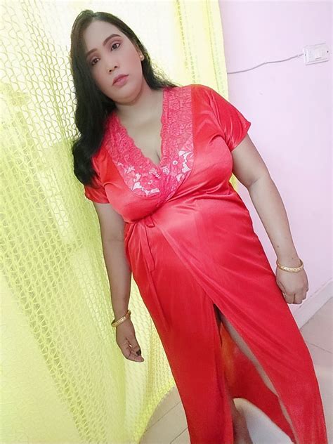 Sexy Bhabhi Monika Indian Escort In Indore