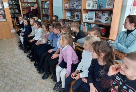 Международный день художника в библиотеке имени А П Гайдара Севастопольская гимназия №1