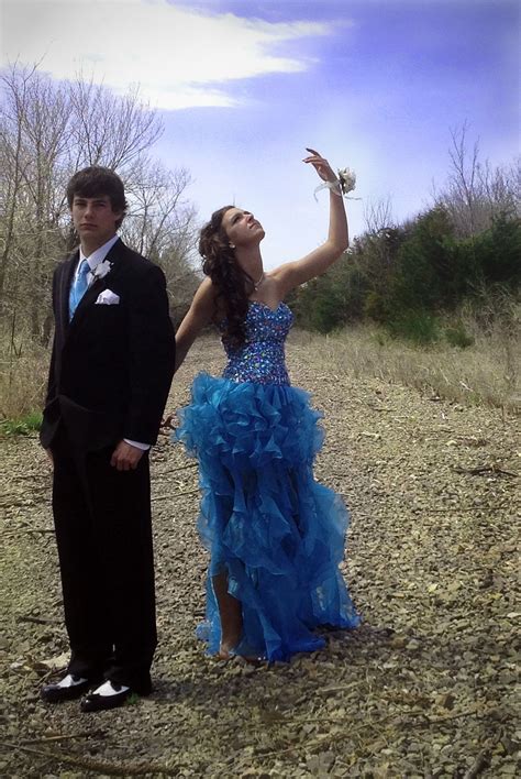 Different Poses Ideas For Prom Pictures
