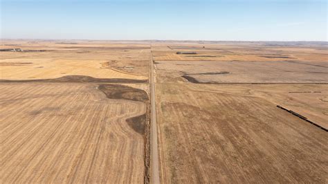 Farmland Values Hit Record Highs, Pricing Out Farmers - The New York Times