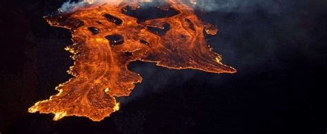 Worlds Largest Active Volcano Mauna Loa Erupts In Hawaii Time News