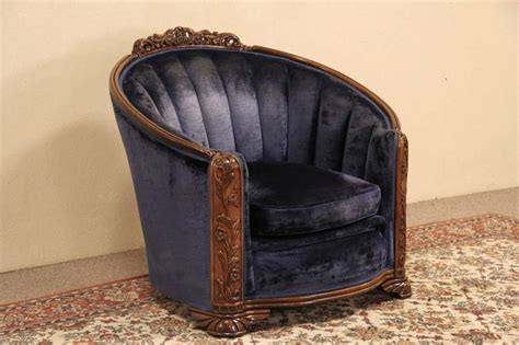 To expand for more seating later, our art deco chair complements the aesthetic of this couch while offering its own remarkable, simple elegance. Art Deco Blue Velvet 1930's Vintage Club Chair | Art deco ...