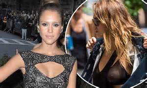 Met Gala Jessica Alba Keeps Cleavage Covered In Leather Gown Just
