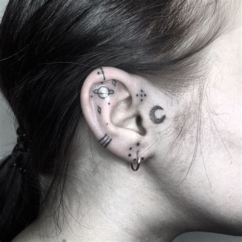 31 Tiny Ear Tattoos That Are Perfect For Minimalists Behind Ear