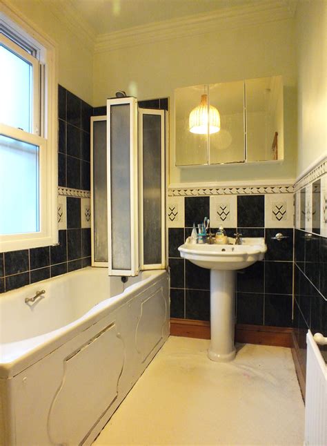 A British Bathroom Makeover An Old Victorian Gets A New Bright Look