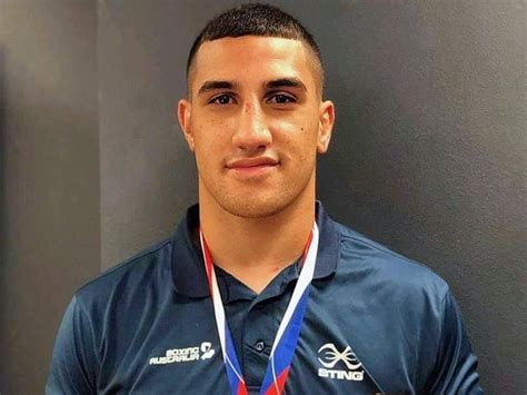 Justis huni has already been backed to reach a world title, just as quick as anthony joshua, and the australian heavyweight is preparing for an historic pro debut. Gold hope Huni heads big boxing year | The Maitland ...