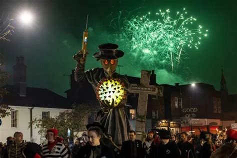 Lewes Bonfire 2022 The Little Town 120 Minutes From London Thats Got