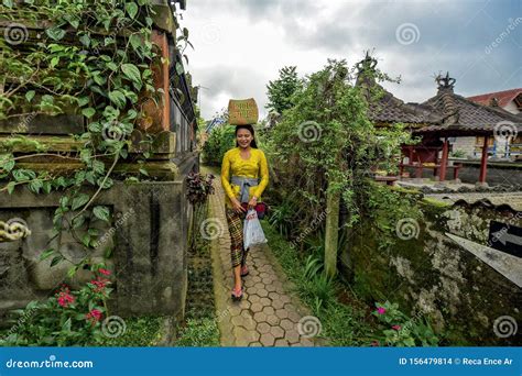 Panglipuran Tourism Village Bangli Bali Indonesia December 11 2018 Daily Life Of The