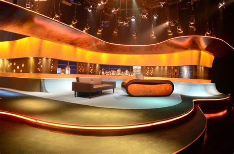 Pin de Tom Rourke em Set Design