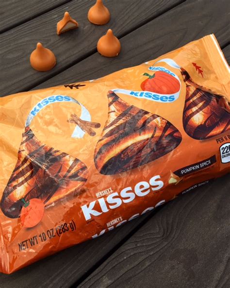 Review Hersheys Kisses Pumpkin Spice Junk Banter