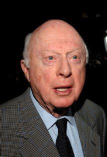 As one of just a few surviving performers of the golden age of hollywood, he is currently the oldest living actor in the world. Norman Lloyd - Oyuncu, Yönetmen, Yapımcı - TurkceAltyazi.org