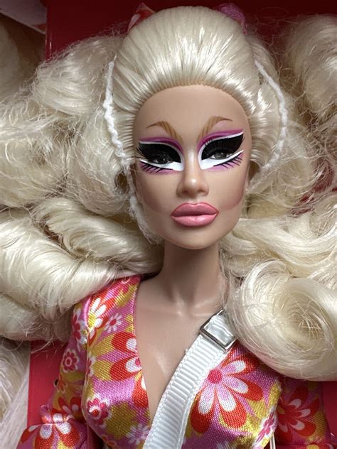 Trixie Mattel Doll Rupauls Drag Race Integrity Toys Fashion Royalty