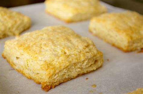 tender buttermilk biscuits recipe — dishmaps