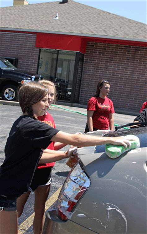 Winnetonka Cheer Car Wash Photos