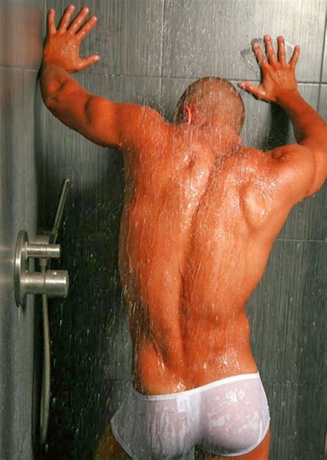 Sportsman Bulge Naked Wet Underwear