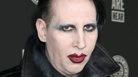New hampshire police have published a warrant for the arrest of marilyn manson on two counts of simple assault, regarding. Serien: Marilyn Manson - American Gods und Creepshow ...