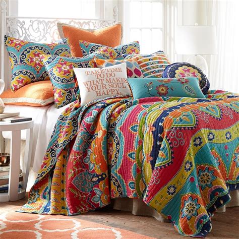 Amelie Bohemian Quilt Set Fullqueen Quilt And Two Standard Pillow Shams Multi Levtex Home