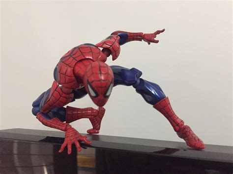 If Spider Man Can Pose Like This The Exposed Joints Dont Really