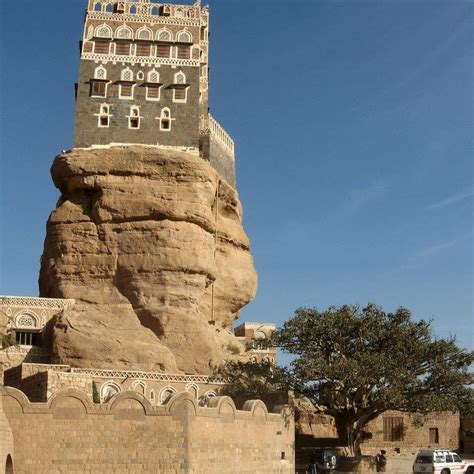 Dar Al Hajar The Rock Palace Amusing Planet