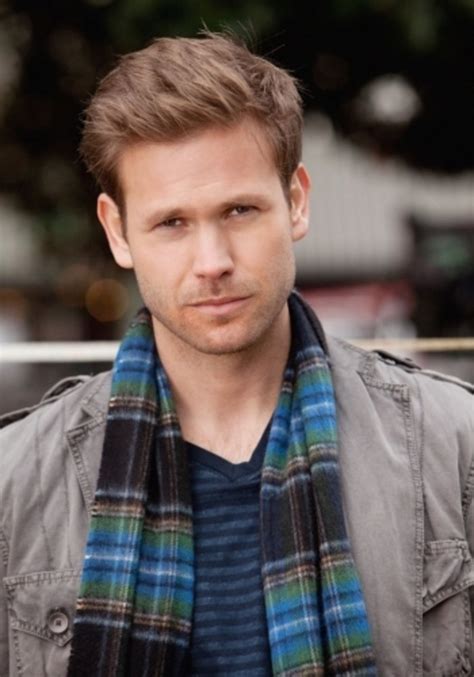 If you tell people you'd prefer to be called matthew and not matt, they will think you are pretentious and mostly call you matt anyway. Matthew Davis Photos | Tv Series Posters and Cast