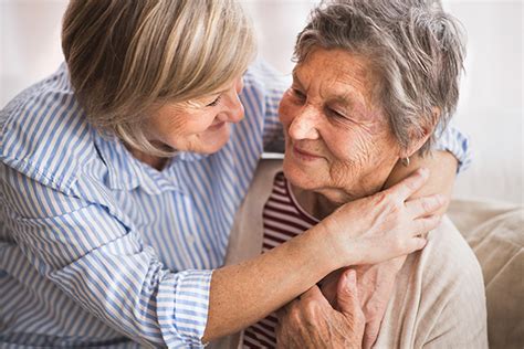Dementia Care Tips Caregivers Wish Theyd Known Sooner
