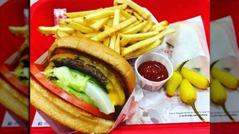 Fast food and fast casual resume their battle for customers. Fast food hamburgers ranked worst to best