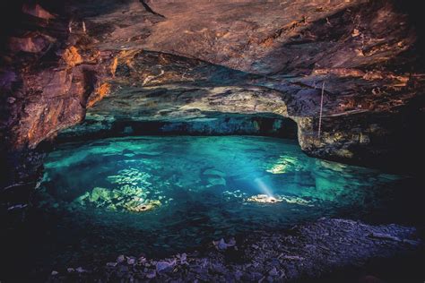Carnglaze Caverns Underground Lake Underground Caves Underwater