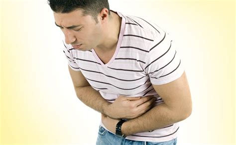 Steeds erger wordende pijn pijn bij hoesten, niezen, stappen, diep ademhalen… het herstel van een blindedarmontsteking verloopt erg vlot. Appendicitis: catching you off-guard - Complete Wellbeing