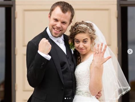 John David Duggar And Abbie Burnett Celebrate 5 Month Anniversary With New Wedding Pics The