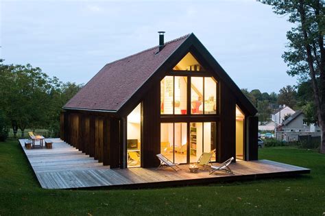 Barndominium floor plans, barn house plans and designs for metal buildings with living quarters. Trading Places, in Style (Published 2015) | Modern barn ...