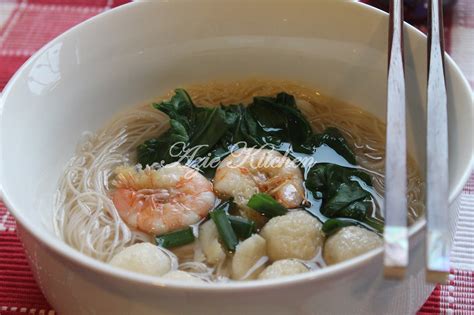 Resepi mee hoon sup ayam simple mudah sedap. Mee Hoon Sup Ala Chinese Style - Azie Kitchen