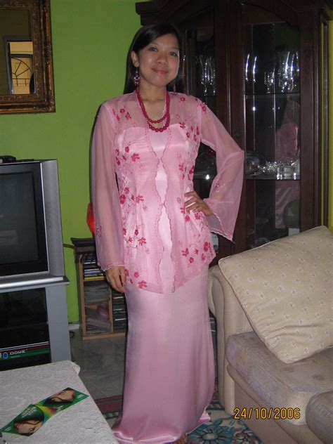 Malaysian Baju Kurung 103 Malaysian Baju Kurung