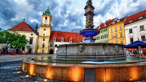 Meer dan 300 paginas slowakije informatie zoals. Достопримечательности Братиславы /Bratislava attractions ...