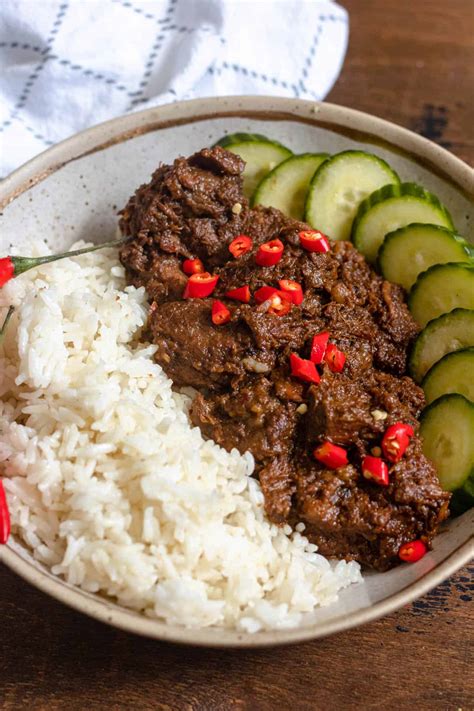 Beef Rendang Cooked Tender In Coconut Milk The Foreign Fork