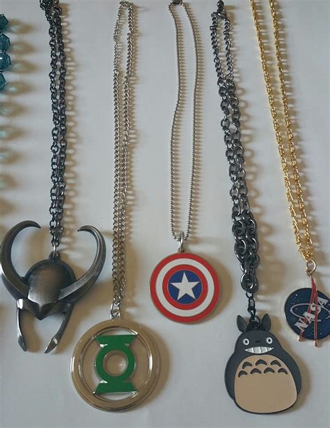 Diy How To Make Your Own Geeky Necklaces From Keychains Geek And Sundry