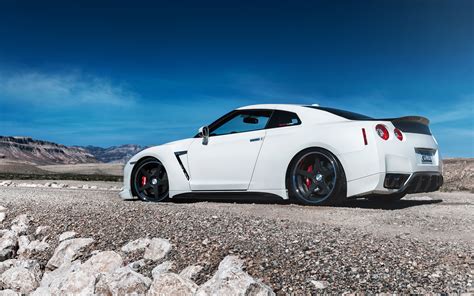 Unsplash has the perfect desktop wallpaper for you. Nissan Gtr Wallpapers, Pictures, Images