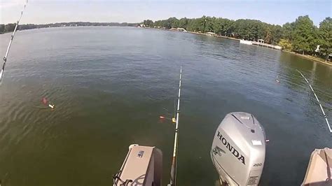 Important fish finder features for catfish fishing. USING SIDE PLANER BOARDS FOR CATFISH WHILE DRIFTING - YouTube