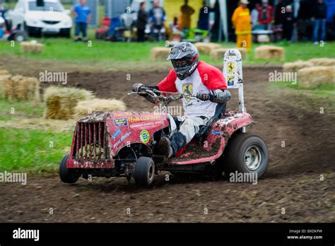 Crazy Racing Hi Res Stock Photography And Images Alamy