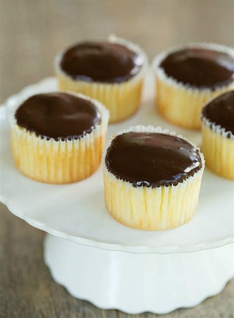 Fill greased muffin cups 2/3 full and bake at 350 degrees for 15 to 20 minutes. Boston Cream Cupcakes Recipe
