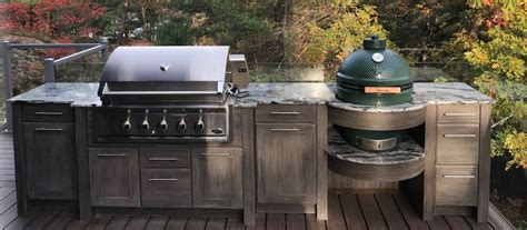 Save time and money by setting up your own outdoor kitchen. Grill with Green Egg | Outdoor kitchen kits, Outdoor ...