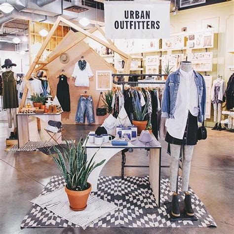 Perfect Lead Display Urban Outfitters Ideas Urban Outfitters Urban Outfitters Store