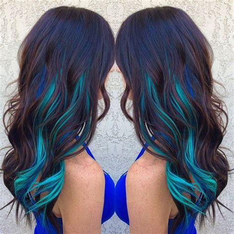 Turquoise And Blue Peek A Boo Dyed Hair Cabelo Cabelos Coloridos Azuis