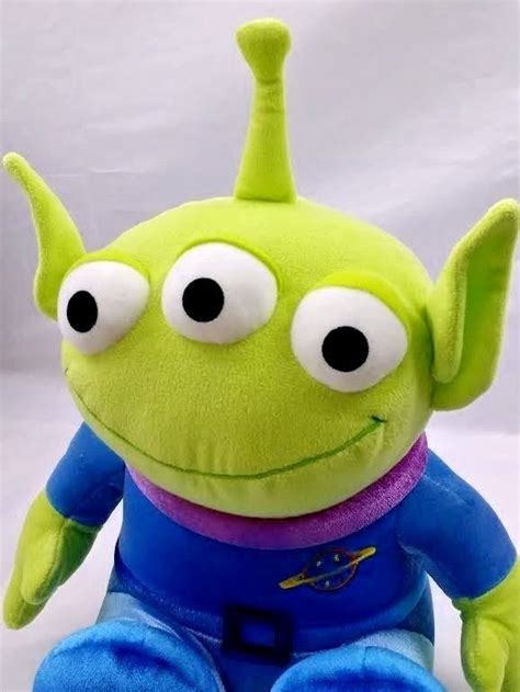 Disney Store Exclusive Toy Story Little Green Men Alien Plush Stuffed