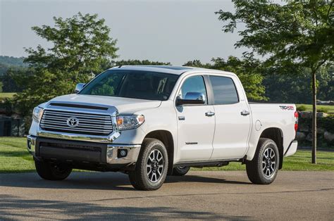 2016 Toyota Tundra Reviews And Rating Motor Trend Canada