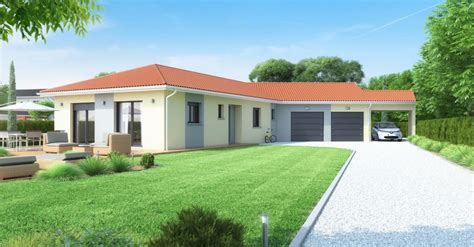 Les plans de construction de votre future maison doivent être dessinés en fonction de la superficie et de la forme du terrain. Maison plain-pied, garage double et carport | Maisons ...