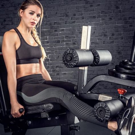 Descubre para qué sirve cada aparato del gimnasio Mujer de 10 Diy Gym
